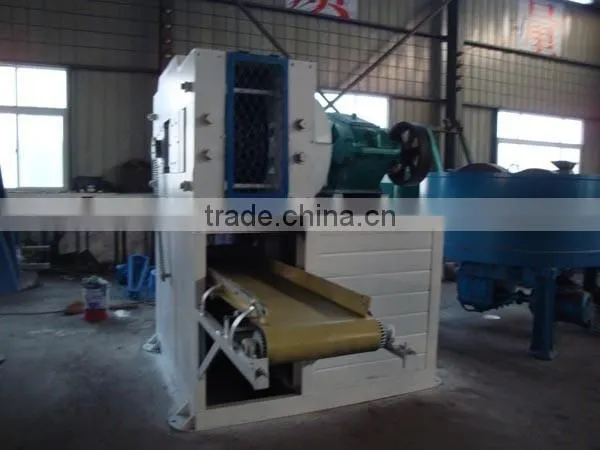 High pressure lime briquetting machine