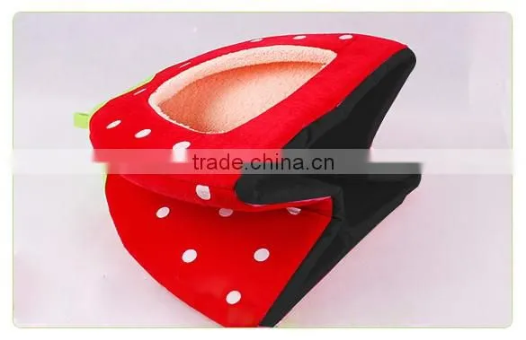 New Soft Strawberry Pet Dog Cat Bed House Kennel Doggy Warm Cushion Basket 3Colors 3Sizes 18913