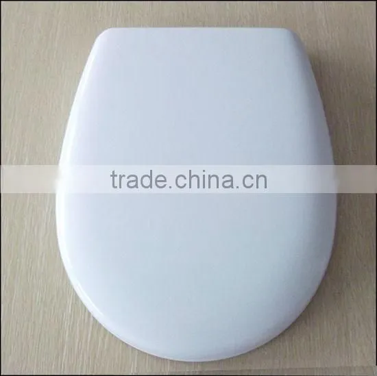 WC Toilet Seat Cover in EU standard shape with soft close and quick release