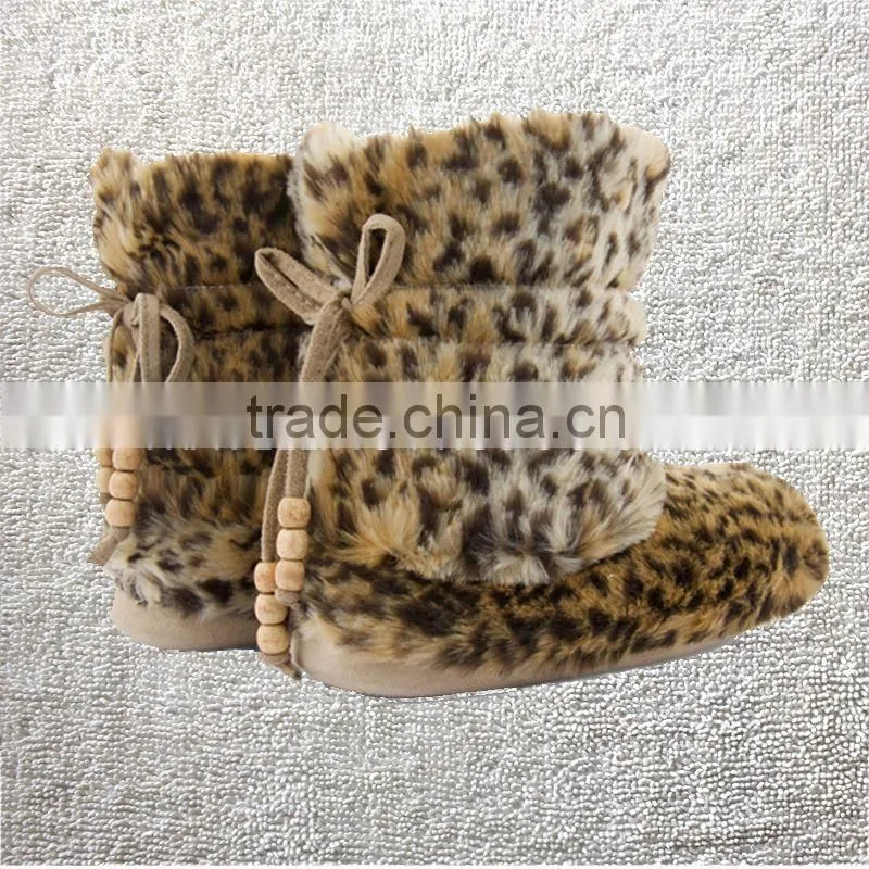 New Ladies Cosy Winter Soft Furry Pom Pom Slippers Boots