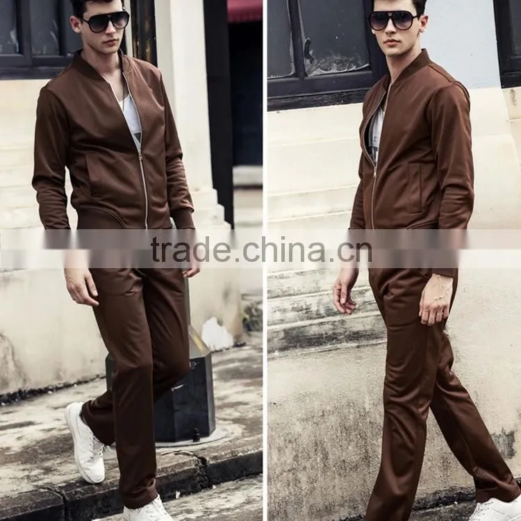 2015 new arrivel fashion tracksuit sportwear for men hot sale in wholesale clothing