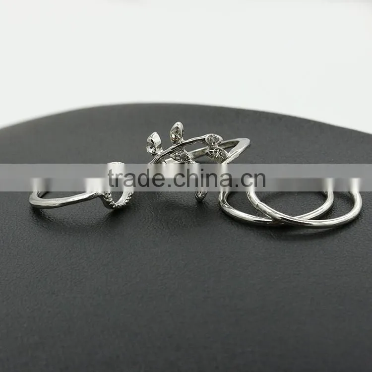 Fashion Latest Gold Finger Multiple Engagement Ring Set for Women