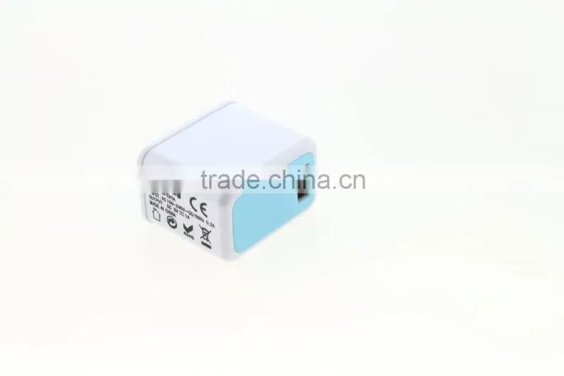 Multiple USB charger with AU/US/UK/EU/Schuko separable plugs