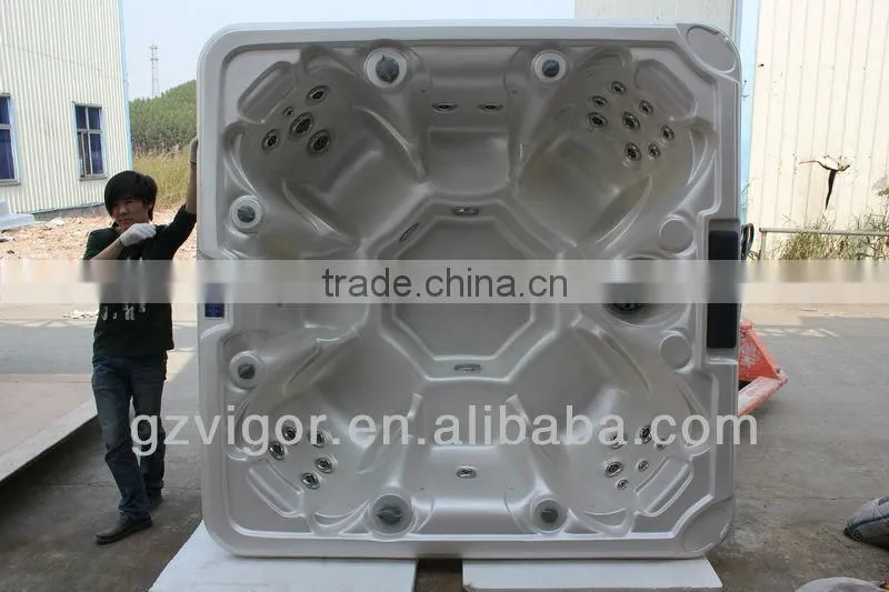 jet whirlpool bathtub with tv