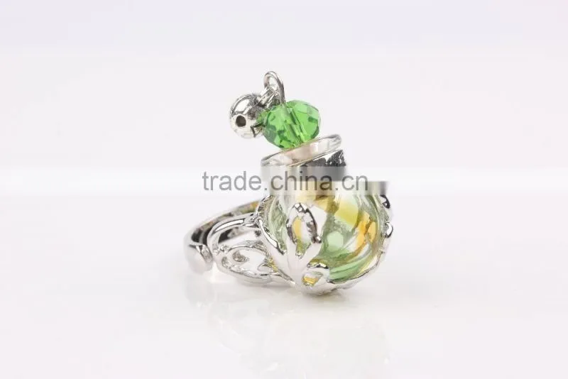 Wholesale Stripe Clear Mini Glass Bottle Fragrance Perfume Ring Essential Oil Rings for Women