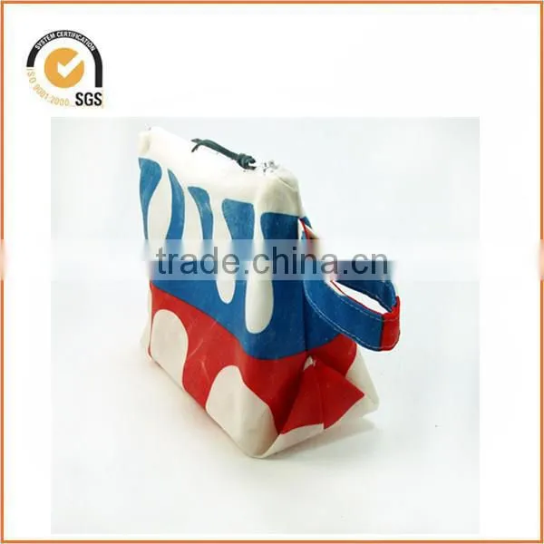 Waxed Canvas Cosmetic/Toiletry Zipper Pouch (Red, White and Blue) By Chiqun Dongguan CQ-H02002