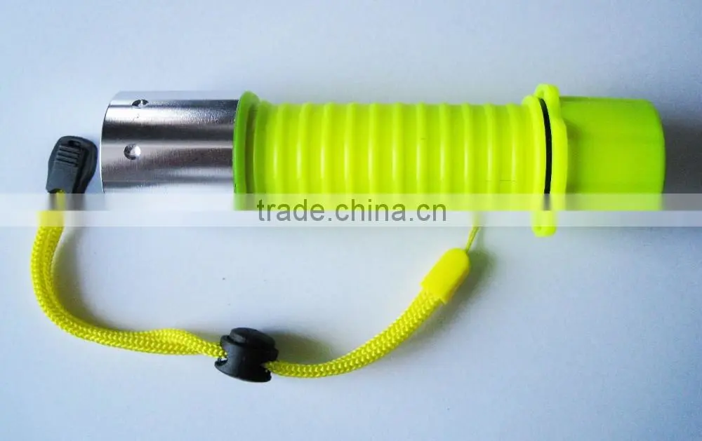 LED waterproof diving flashlight