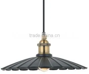 Hot Sale Lantern Pendant Light with Aluminum Lamp Covers