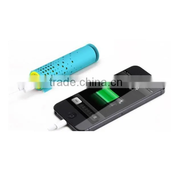 Factory Supply !2000 mah /2200 mah /2600mAh Portable Lipstick Mobile Battery Charger With Cellphone Holder