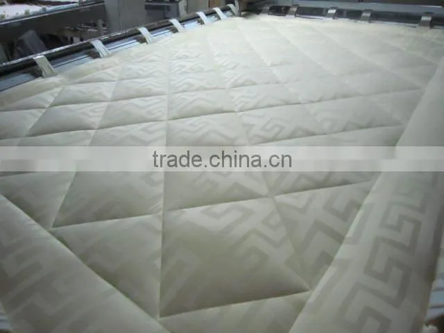 hot selling and fashionable polyester quilt