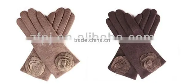 Cool and cute girls sheep wool gloves
