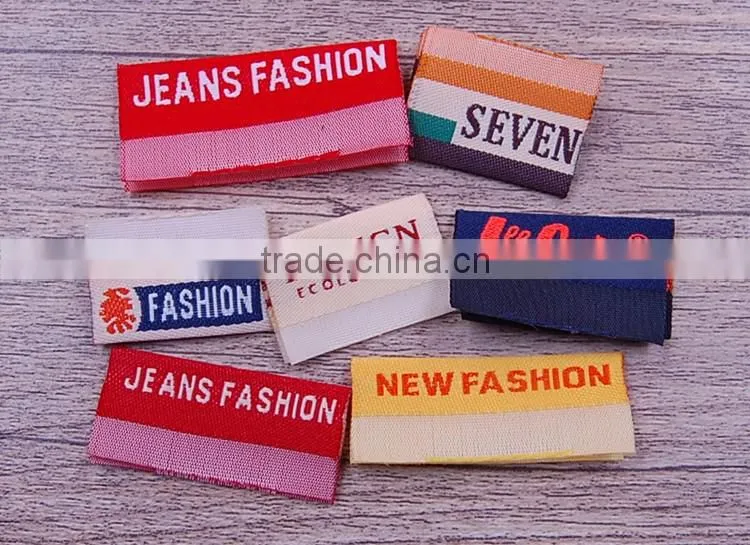 Woven label cut and fold machine custom beanie with woven label
