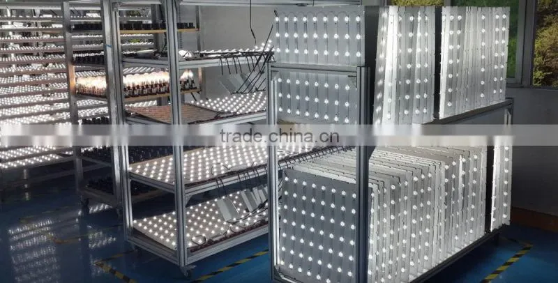 stiibmy zavesny stiibmy LED panel 600 x 600mm 30W , 600 x 600mm LED panel IP 44