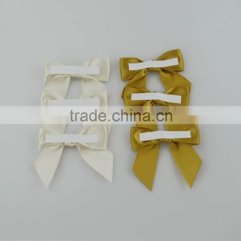 gift ribbon bow