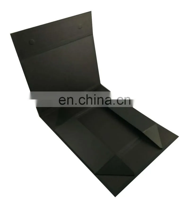 Foldable magnetic closure box