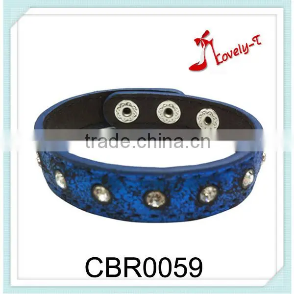 2015Fashion jewelry PU leather bangles handmade press Snapphire fashion crystal leather bracelet jewelry,leather bracelet bangle