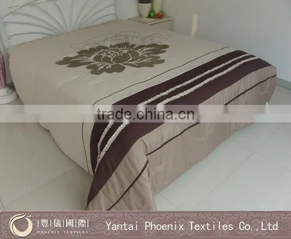 Taffeta embroidery twin comforter set