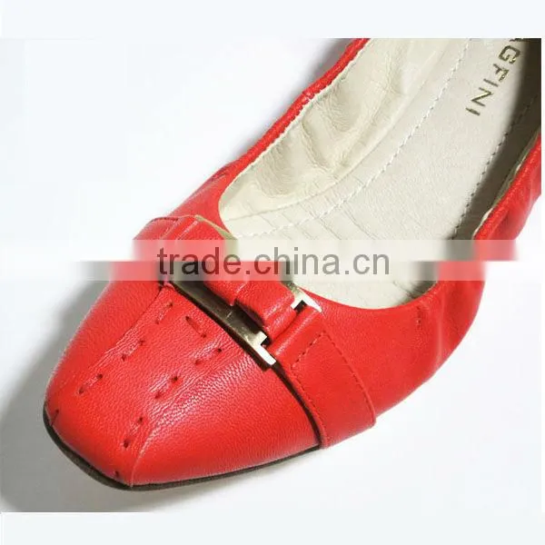 Latest casual leather shoes lady