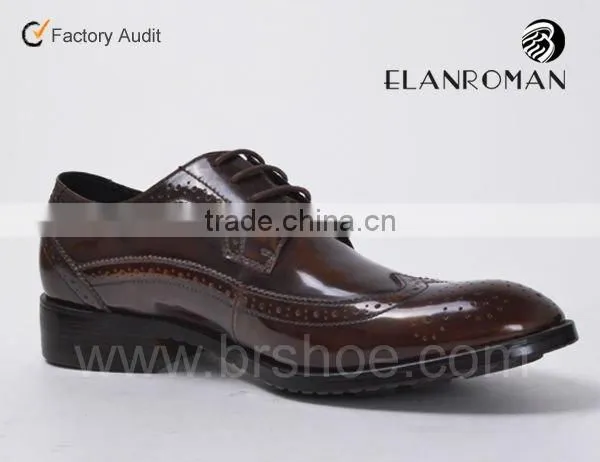 New model men perforated leather shoes with custom logo