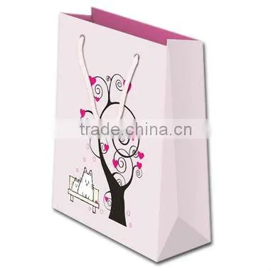 2011 cute paper gift bag