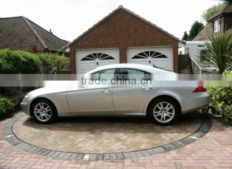 Private garage car rotating platform for turning