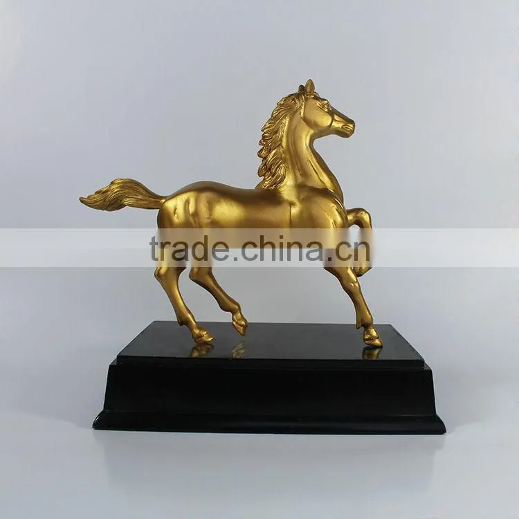 Resin gold plate horse modern sculpture