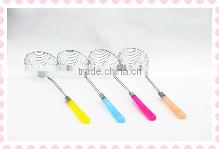 Noodle skimmer metal skimer with plastic handle