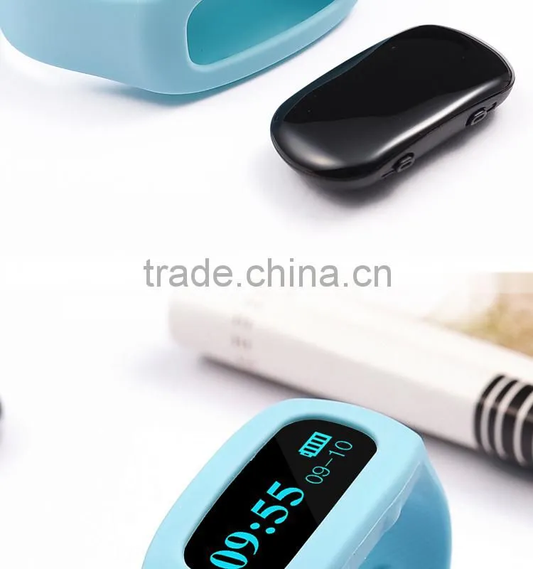 Bluetooth earphone type dismountable smart bracelet with OLED display