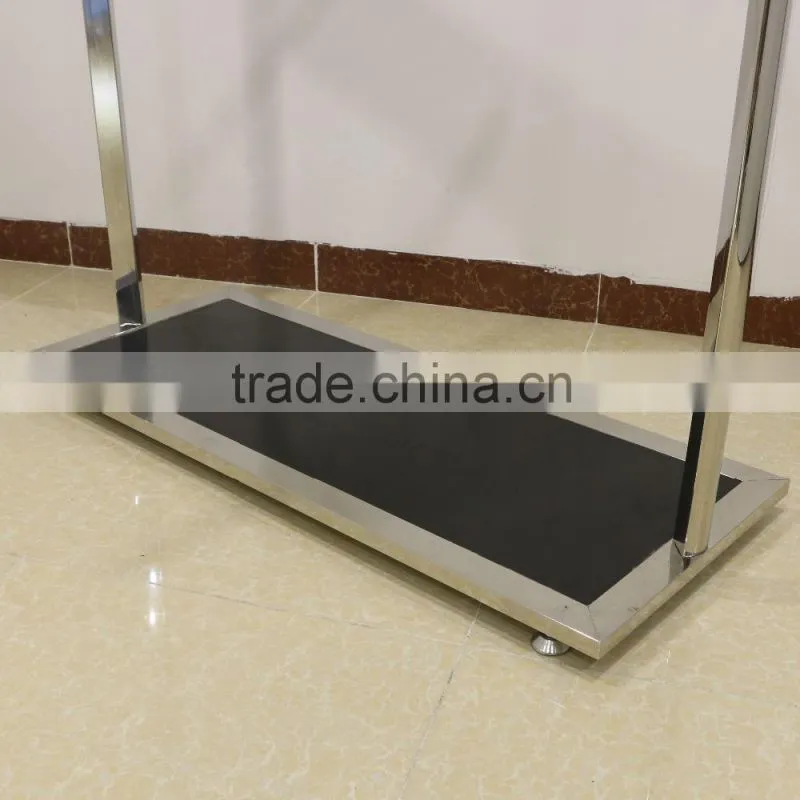 Variable stainless steel clothes hanging rack for shop display