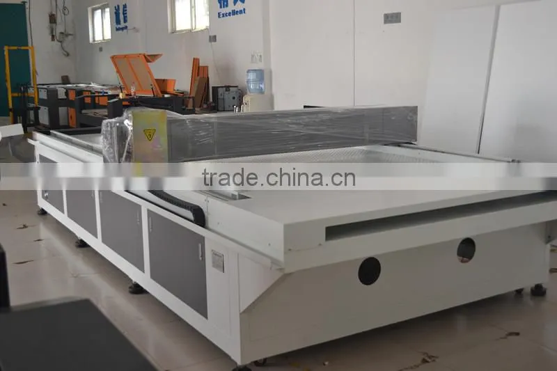 1300*2500 mm flatbed large area petticoat laser cutting machine