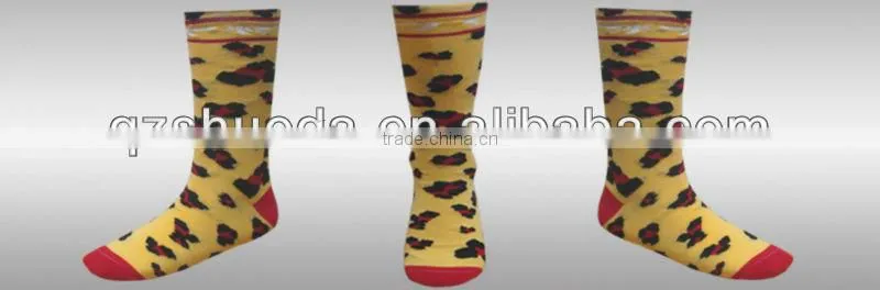 Fashion design colorful cotton socks men custom mid calf dress socks