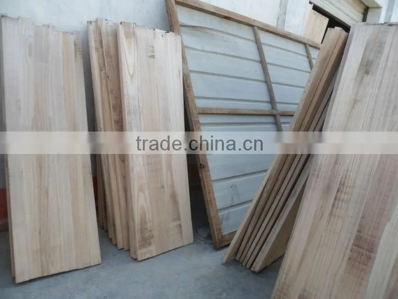 solid paulownia wood cutting board