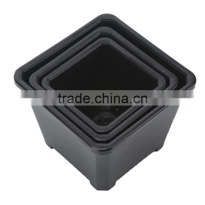 European Sqaure Pot