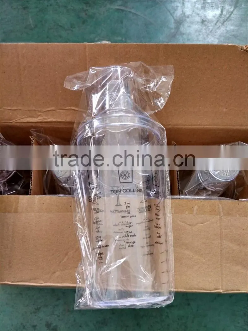 26oz Plastic Cocktail Shaker with cover and strainers