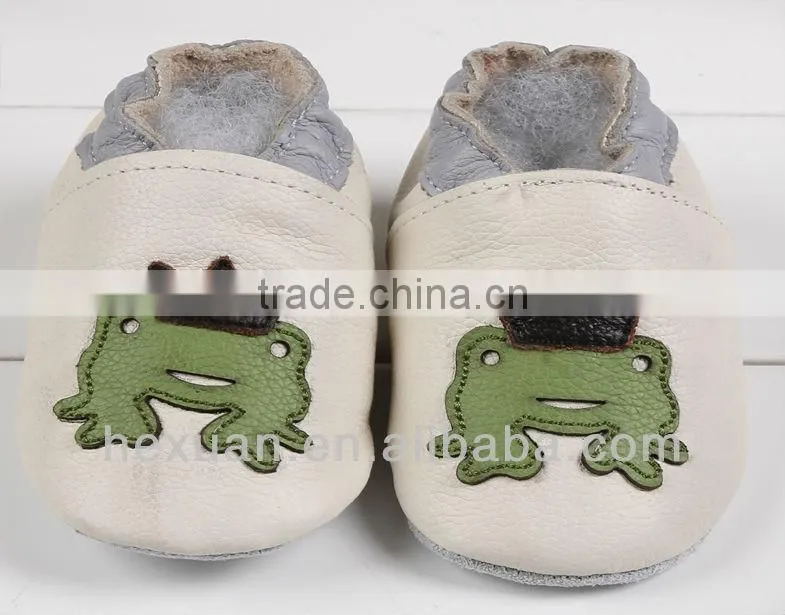 2016 lovely china wholesale leather baby shoe