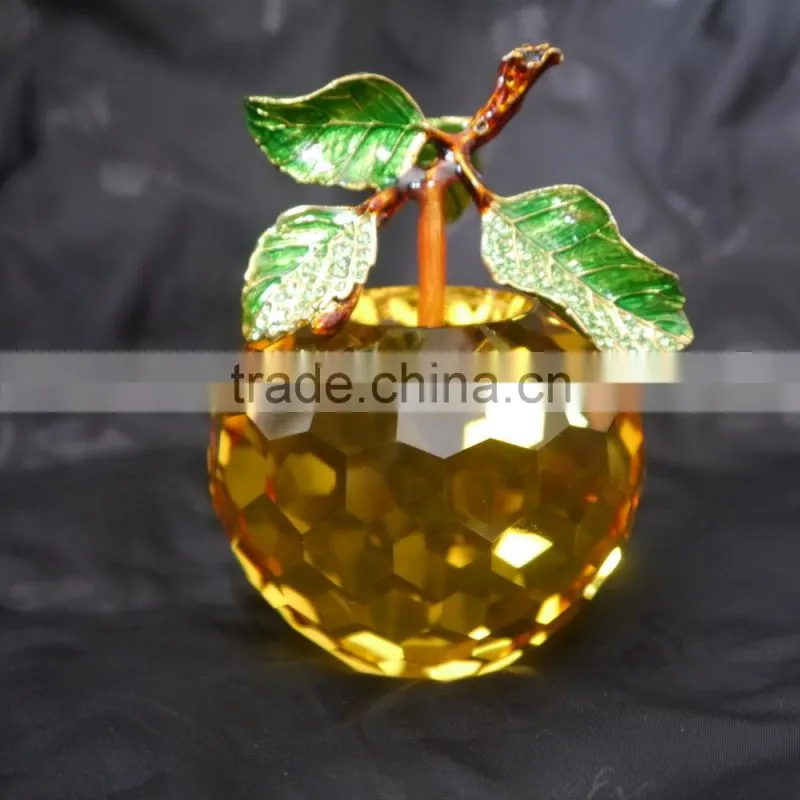 wedding favors golden colour crystal apple