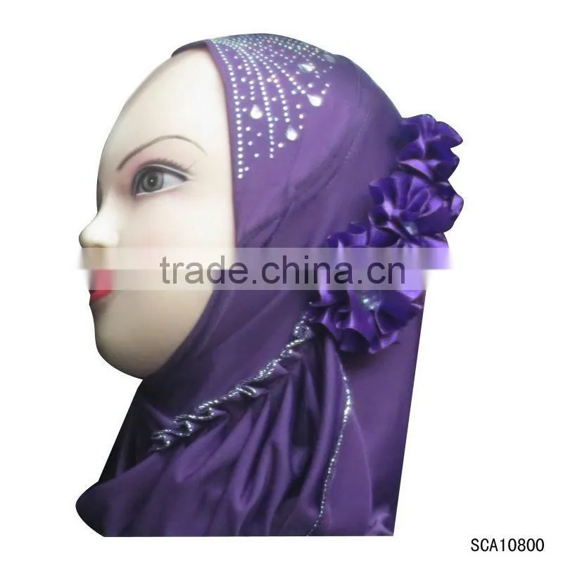 Women muslim head scarf