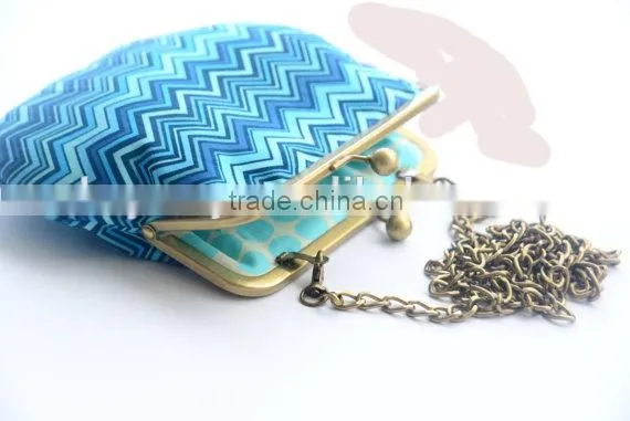 Elegant metal frame evening clutch bag wholesale