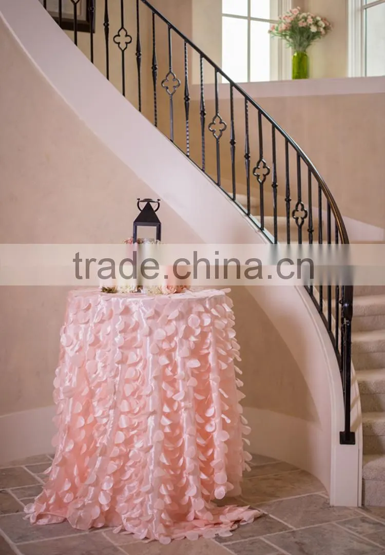 Taffeta petal table cloth