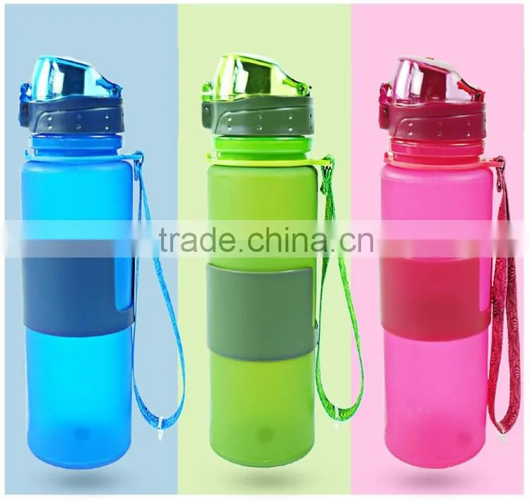 China Manufacturing 650 ml Silicone Foldable Blue Water Bottle