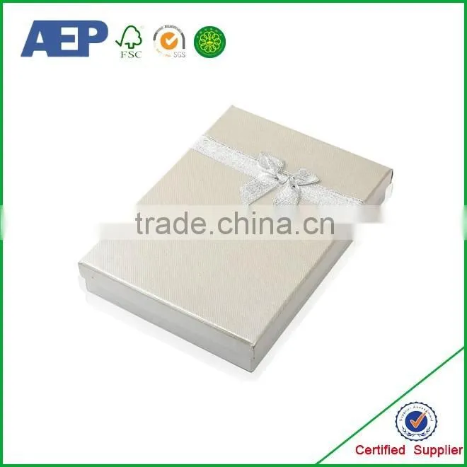 costom matt hardcover costom packing box in China