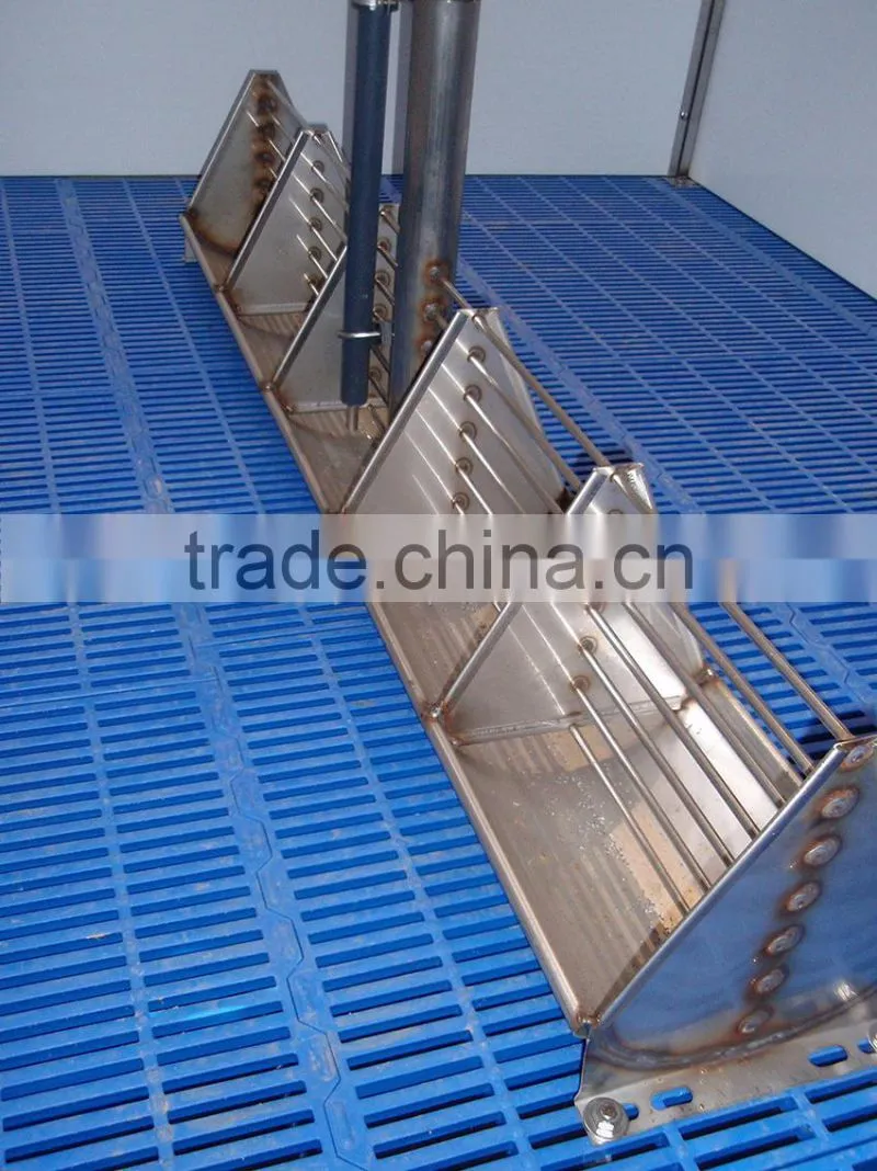 Pig plastic flooring hot sale