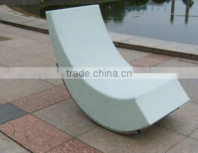 HuSen New design comfortable outdoor rattan & wicker sun swimming lounger / sexy chaise rocking lounge furniture chairs china