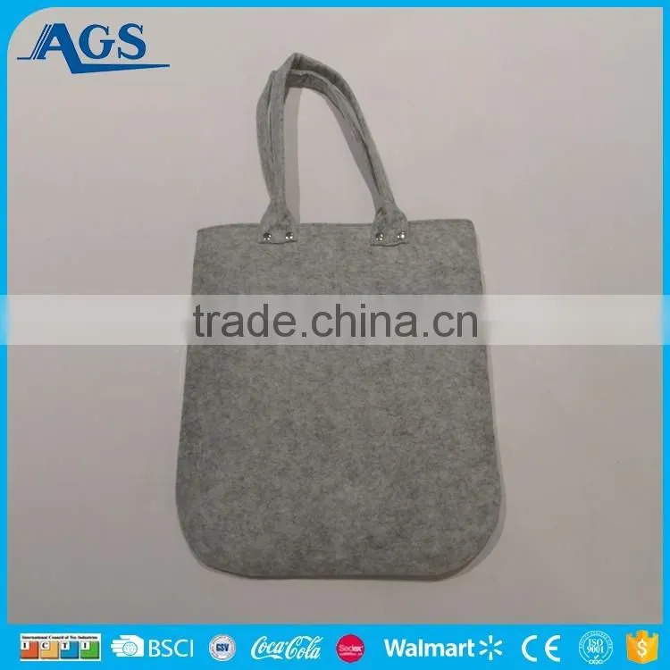 2017 New fashion bag for girls in simple shape