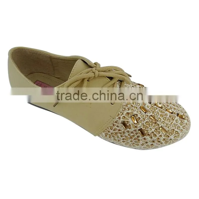 Global Selling Latest Fashion Flat Casual Shoes Ladies Sneakers with Trading