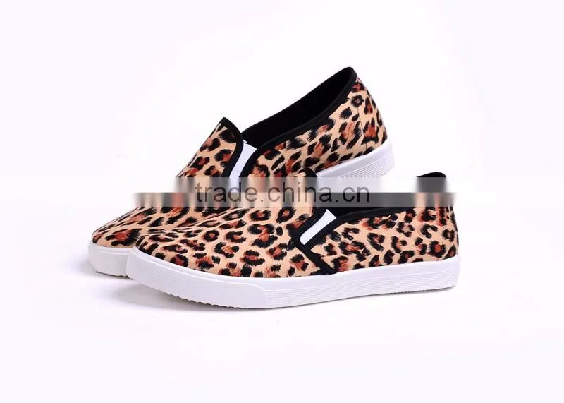2017 Top fashion women flat shoes casual slip on canvas shoes