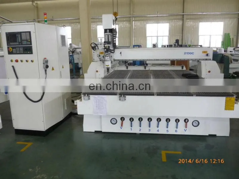 Hiwin learn guidel Vacuum table 3d multi head 4 axis cnc machine with dust collector system