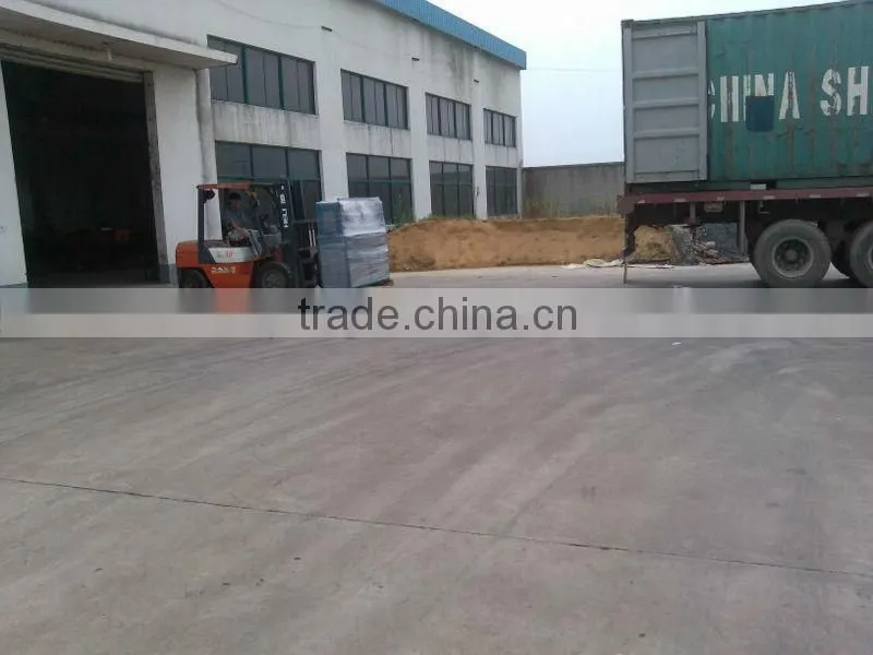 Rubber hydraulic press die cutting machine