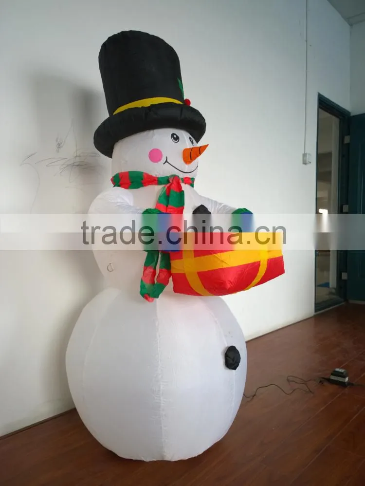 DJ-XT-59 inflatable giant animation snowman with gift instrument music christmas yard decoration