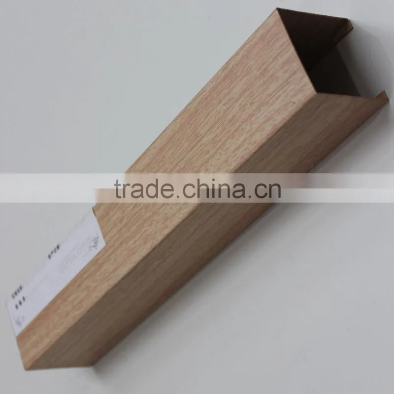 Good Evenness Wood Grain Surface Aluminum Ceiling Tiles U Aluminum Screen Ceiling